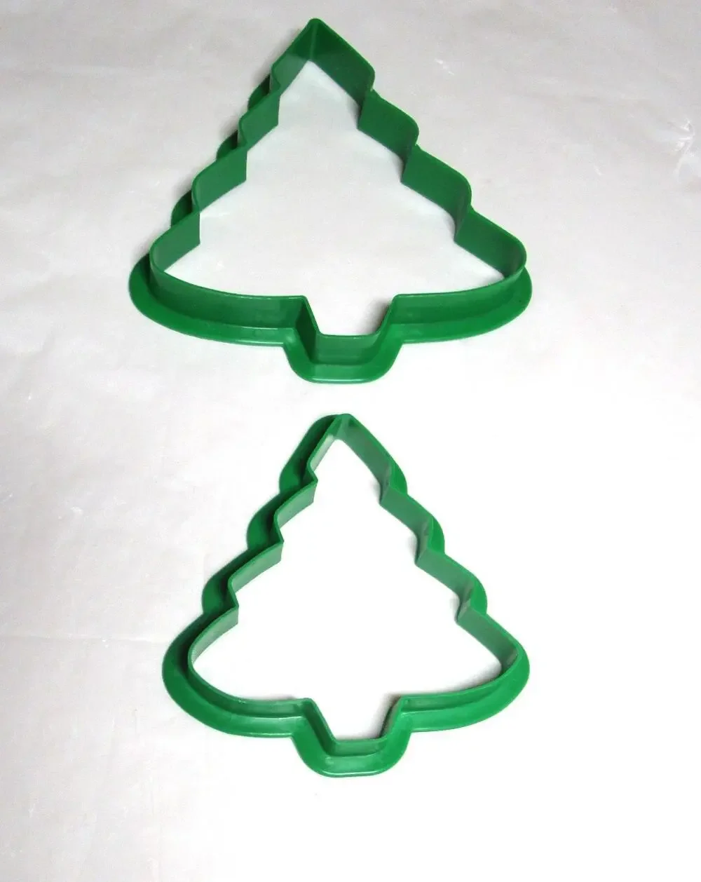 Wilton Cookie Cutters Christmas Trees Green Plastic Set of Two Baking Crafts